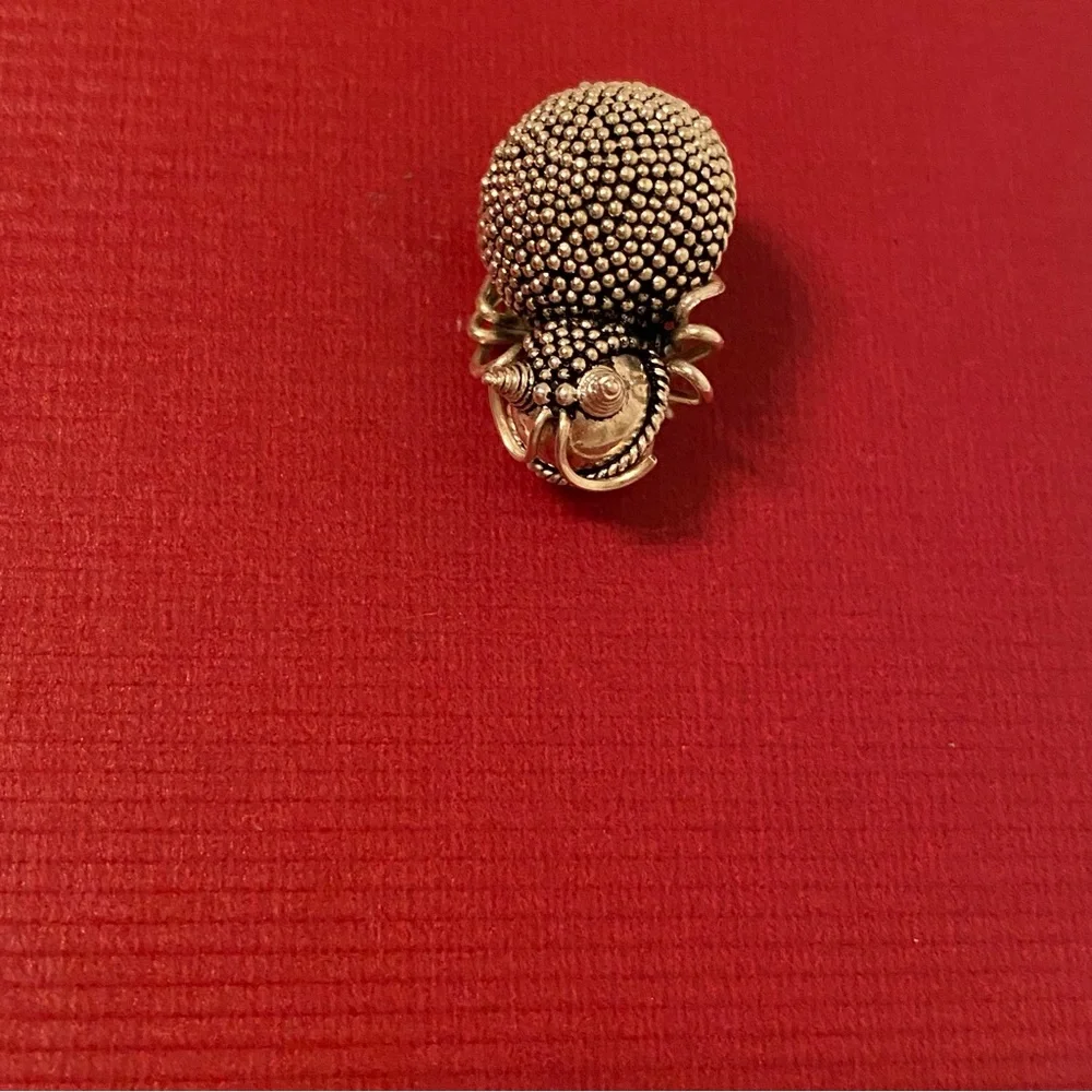 BROOCH PIN 925 STERLING SILVER LITTLE PUFFY BUG 4.2g